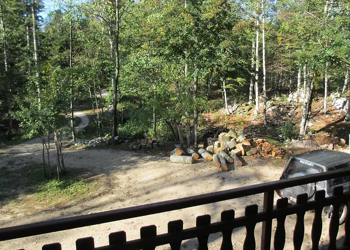 Sumska Kuca 布里比尔